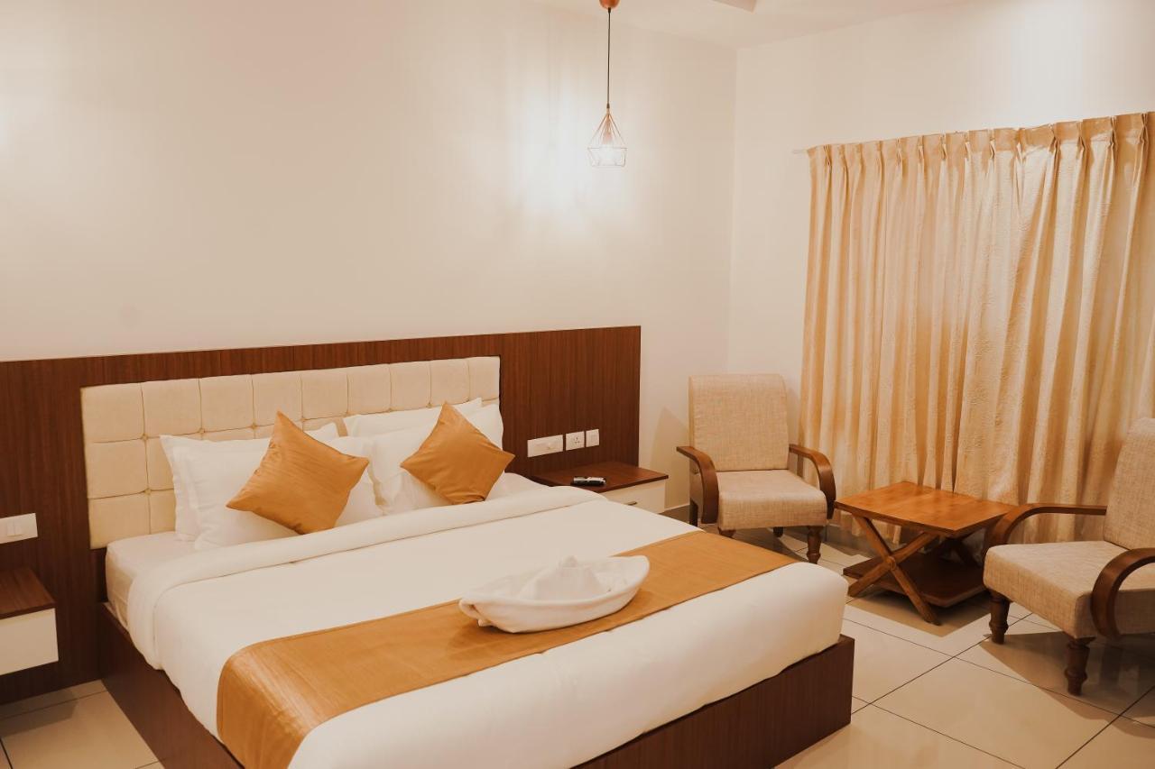 Sprise Munnar Resort And Spa Ngoại thất bức ảnh