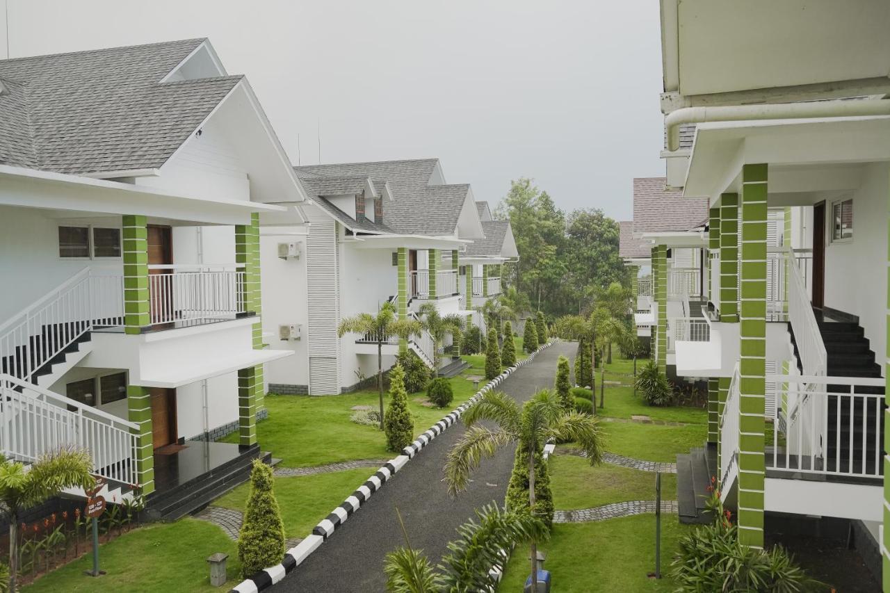 Sprise Munnar Resort And Spa Ngoại thất bức ảnh