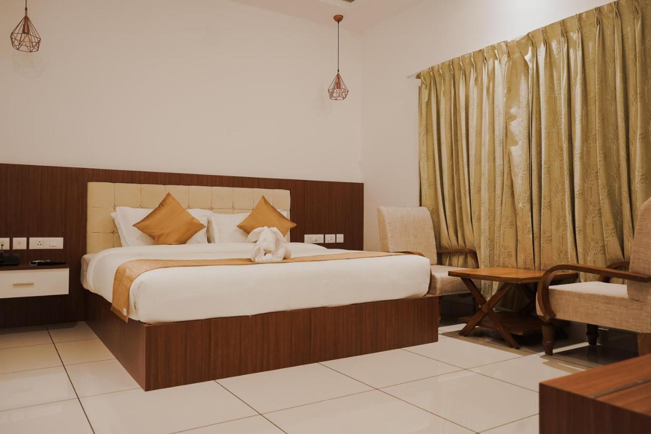 Sprise Munnar Resort And Spa Ngoại thất bức ảnh