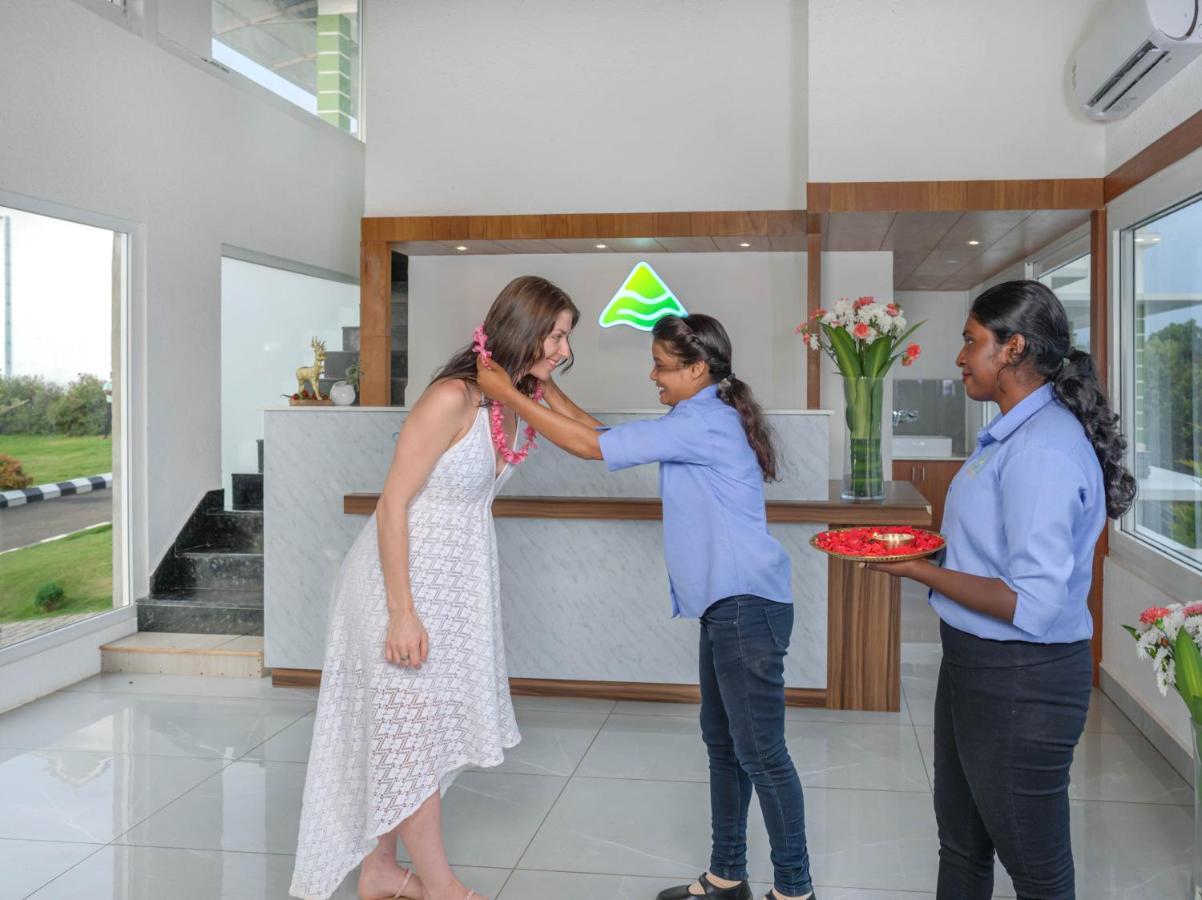 Sprise Munnar Resort And Spa Ngoại thất bức ảnh