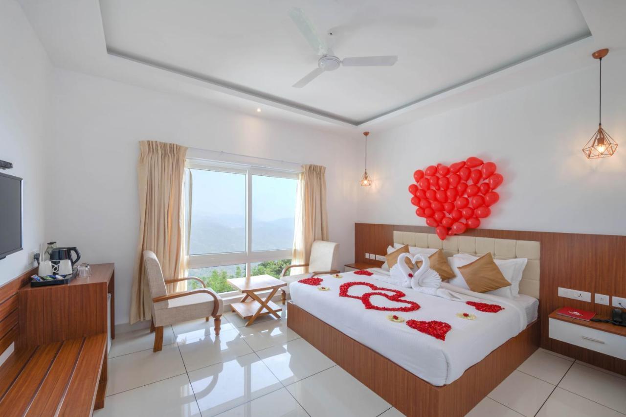 Sprise Munnar Resort And Spa Ngoại thất bức ảnh